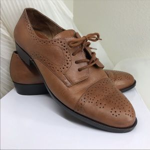 Vintage Calico wingtip oxford style size 8.5